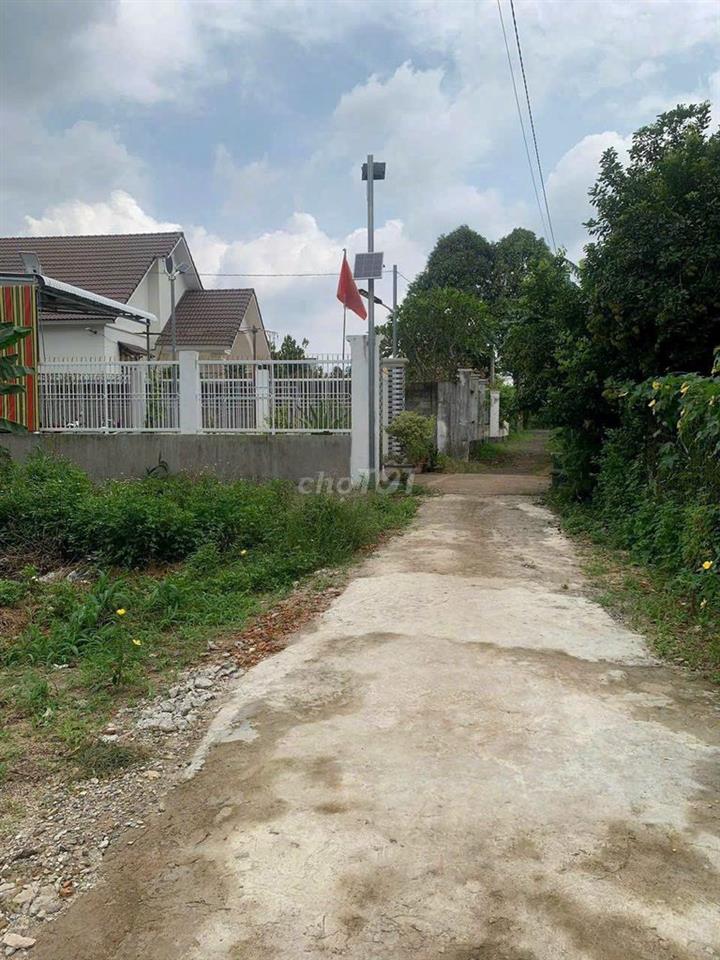 Bán nhà Bầu Trâm, Long Khánh, Đồng Nai. Đường oto,140m2 chỉ đúng 2 tỷ
