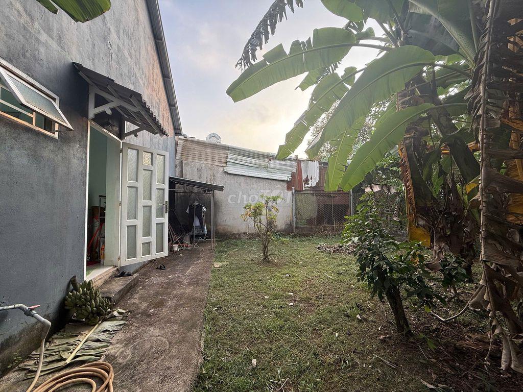 Bán nhà dt 312m2 có 100m2 thổ,đường Điểu Xiển,Long Khánh,Đồng Nai