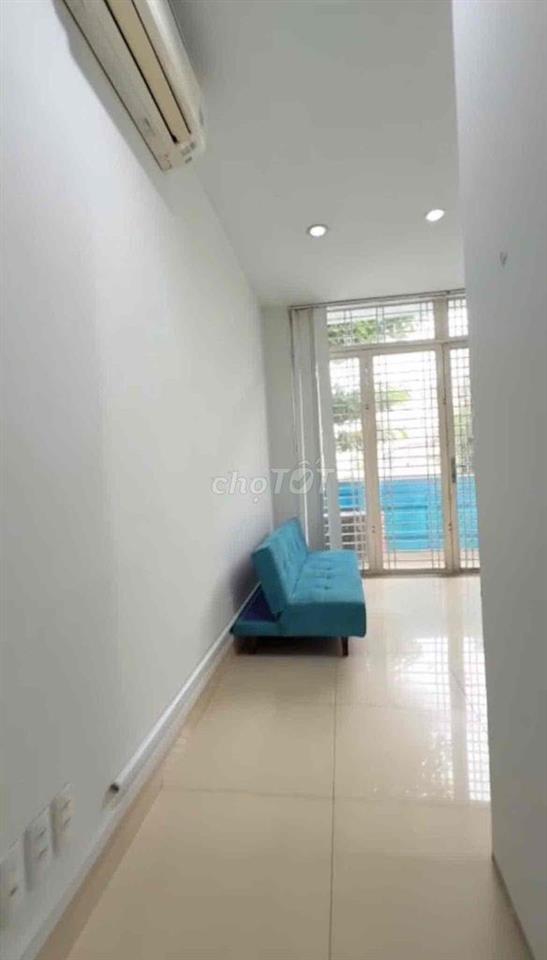 Pass CHDV 2PN, 1WC gần sân bay, cv gia định