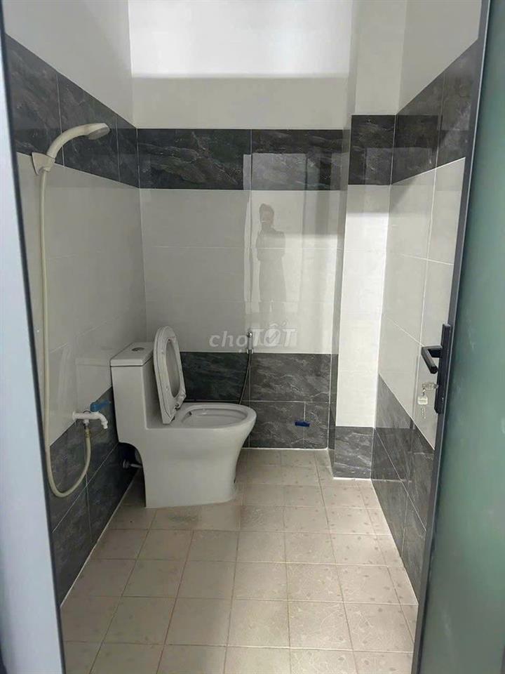 Nhà riêng 40m2,1 lầu, 2p ngủ,MBKD tầng trệt, Cô Bắc,- giá 14,5tr/th