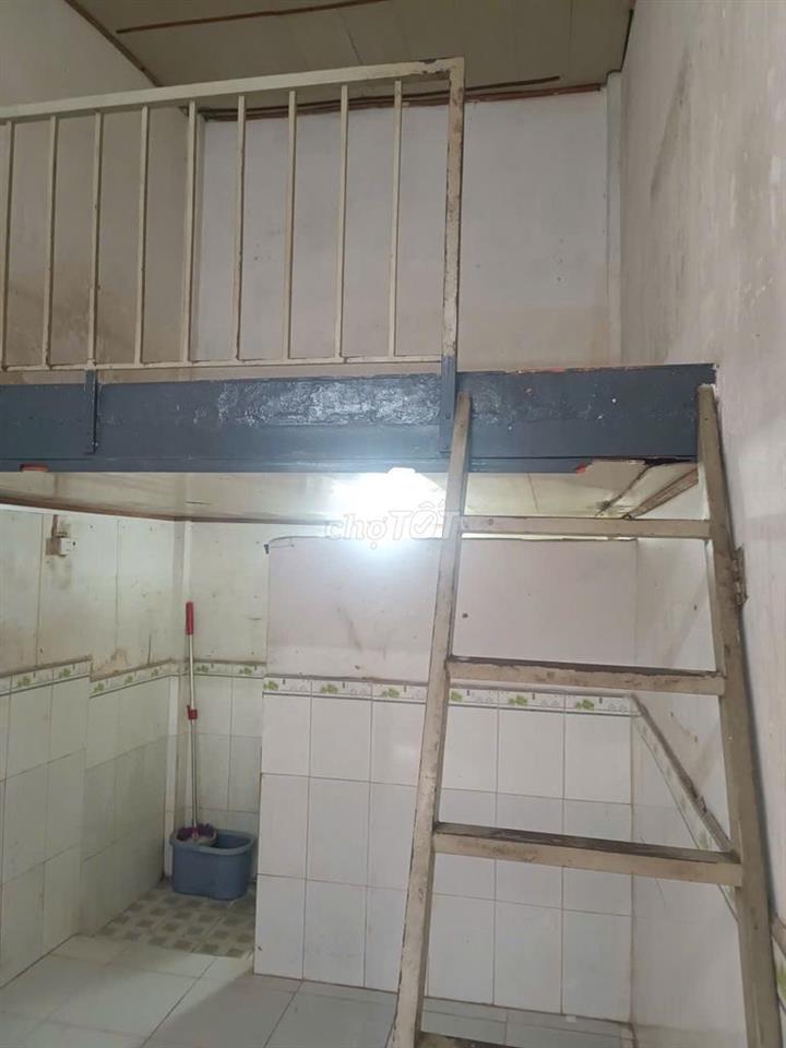 Phòng trọ có gác cho thuê 18m2