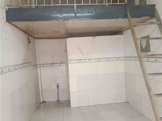 Phòng trọ có gác cho thuê 18m2