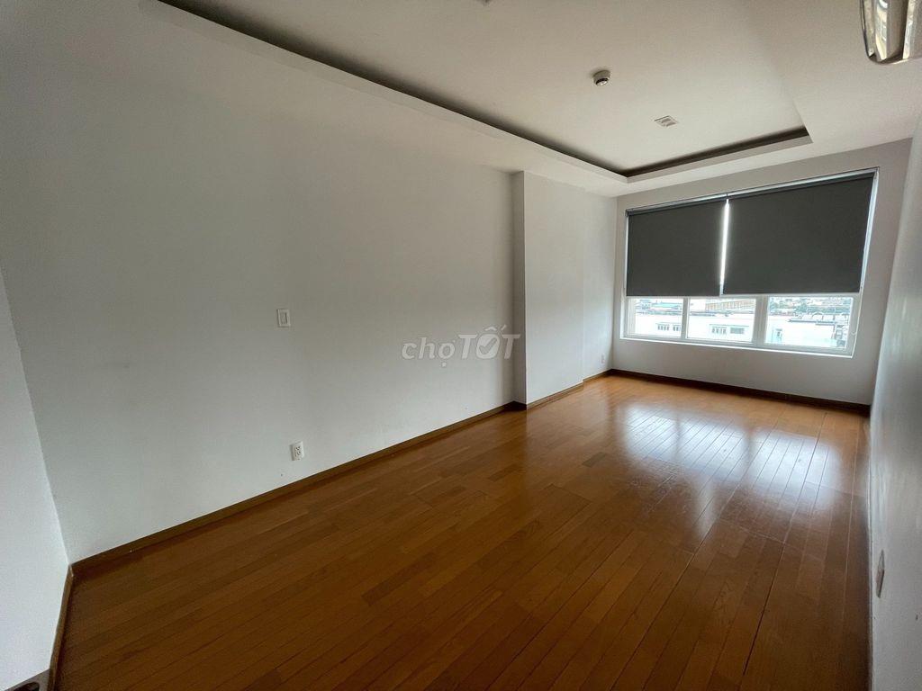 Penhouse  Central Plaza-Phạm văn Hai 3p ngủ, 4wc, giá 19tr/tháng.