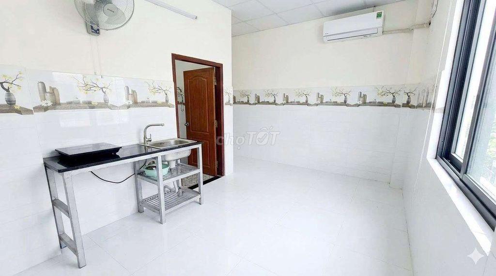 nhà trọ 23/43/13 nguyễn hữu tiến sát ĐH CÔNG THƯƠNG