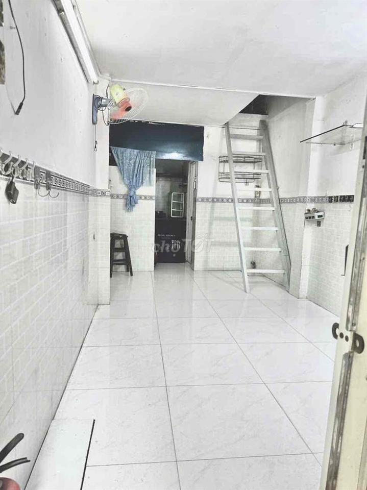 nhà ở kê khai 99..cho hoa hồng 50triệu