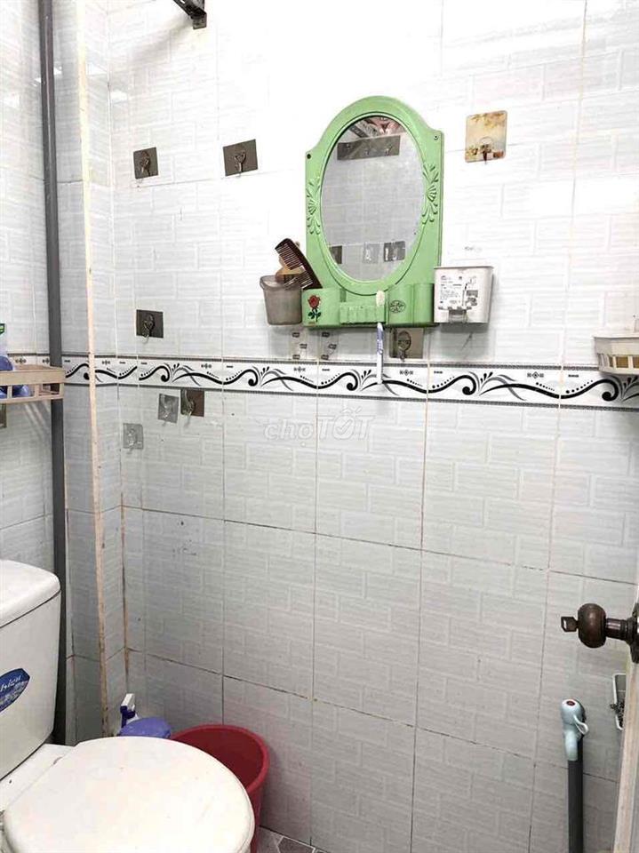 nhà ở kê khai 99..cho hoa hồng 50triệu