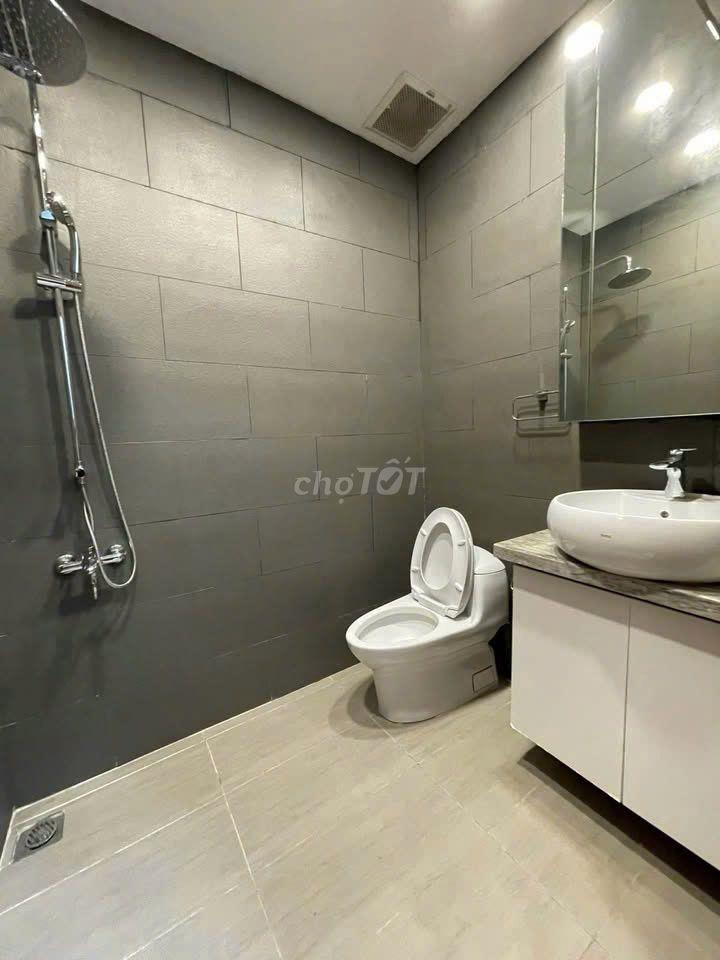 Cho thuê Duplex C/c  Sky Center, Phổ Quang - Dt 195m, 3PN giá 21tr/th