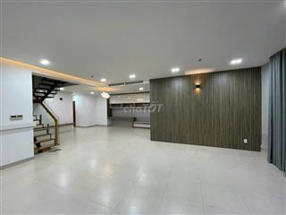 Cho thuê Duplex C/c  Sky Center, Phổ Quang - Dt 195m, 3PN giá 21tr/th