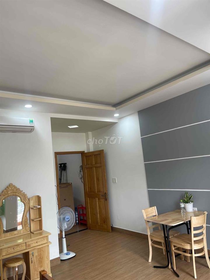 phòng đẹp rộng thoang mát . nội thất cao cấp.
