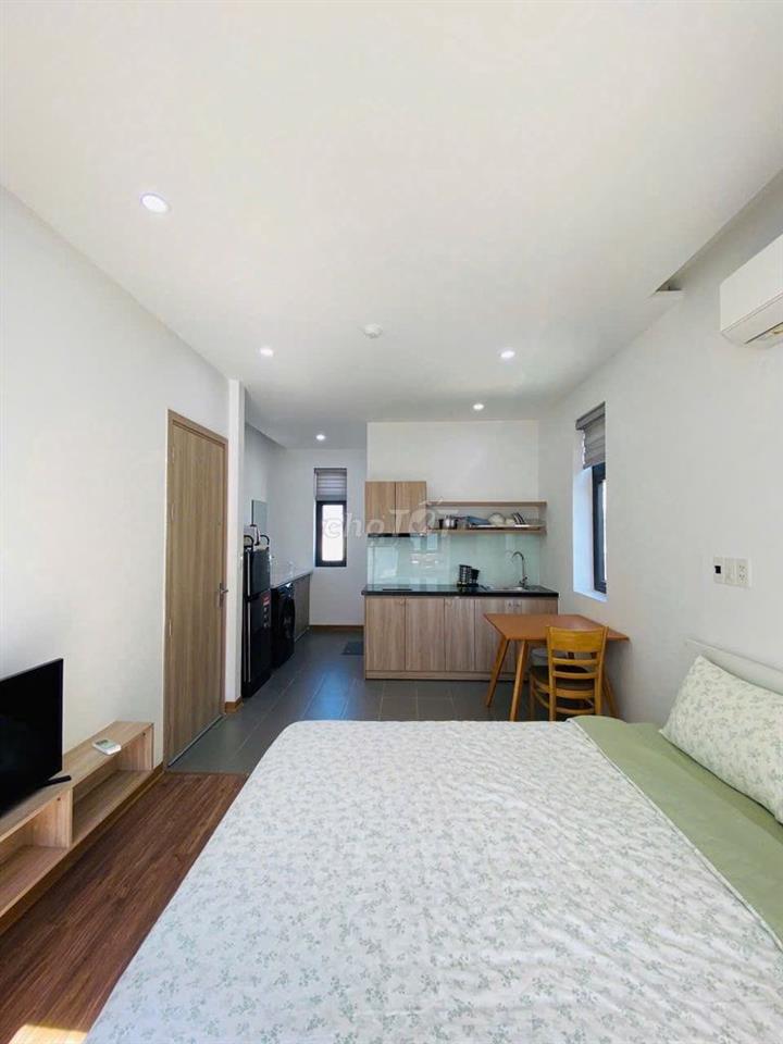 STUDIO APARTMENT –  BALCONY&MANY WINDOWS - CITY CENTER&MYKHE BEACH