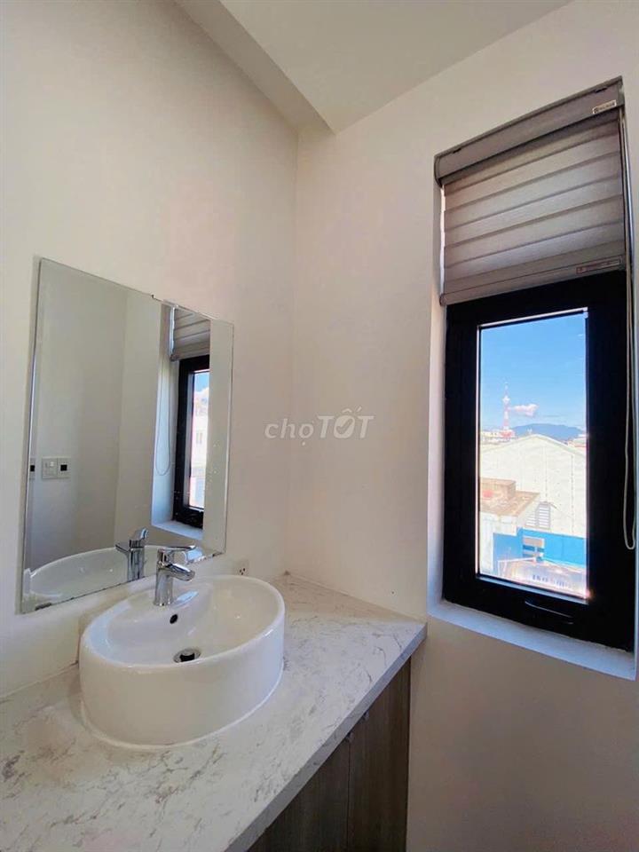 STUDIO APARTMENT –  BALCONY&MANY WINDOWS - CITY CENTER&MYKHE BEACH