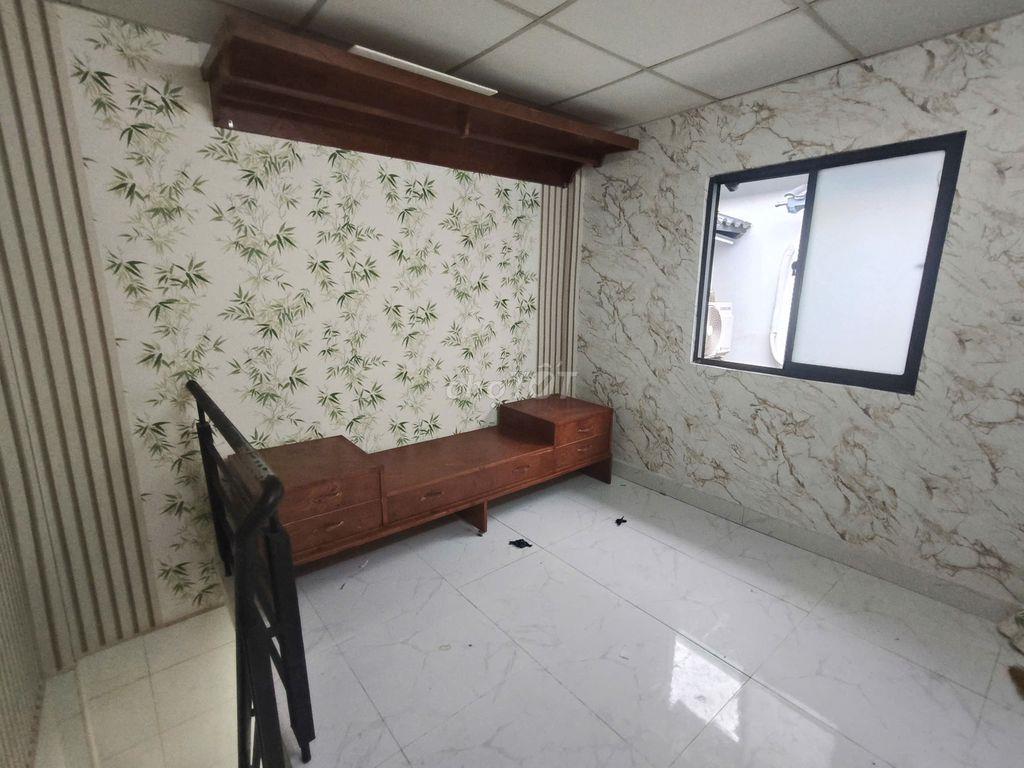 Nhà nhỏ giá mềm huỳnh tấn phát trệt lầu