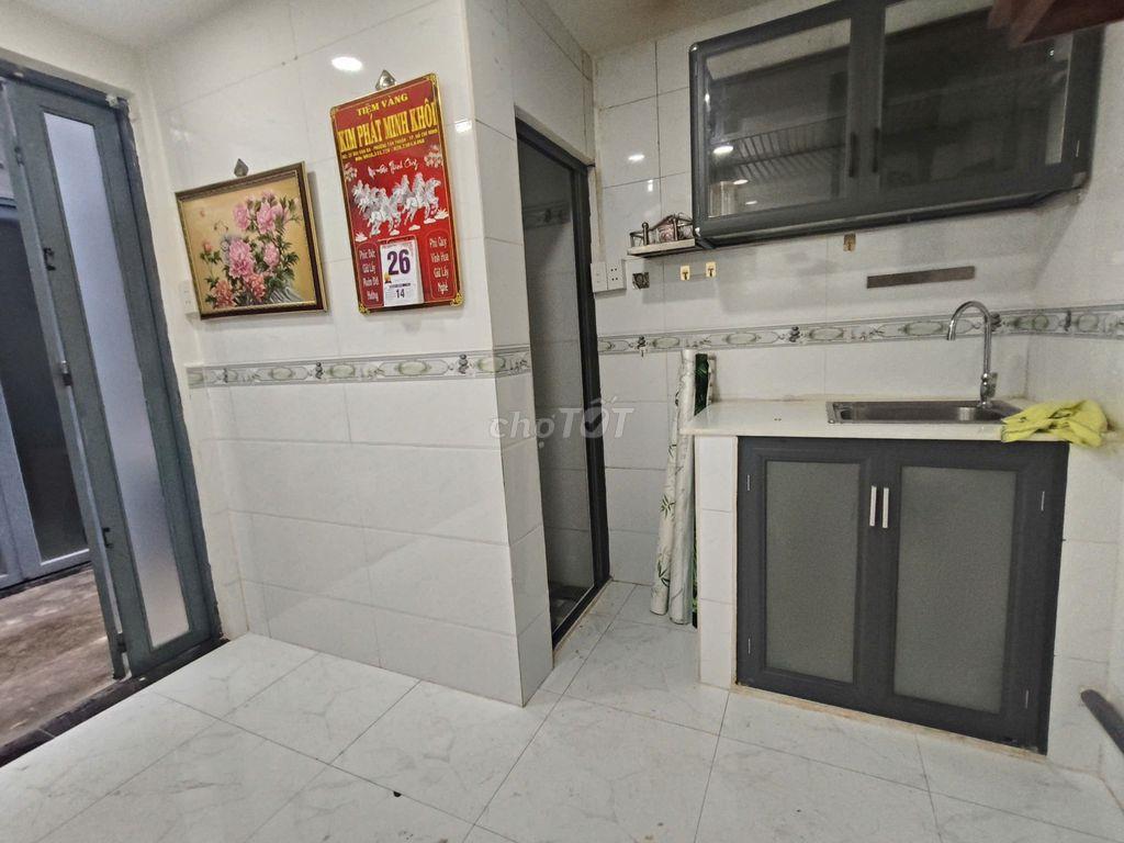 Nhà nhỏ giá mềm huỳnh tấn phát trệt lầu