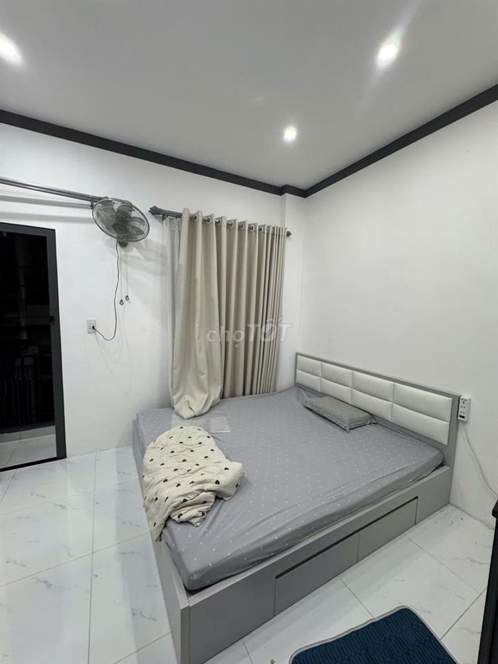 Chính chủ bán nhà riêng tại 737/104 Lạc Long Quân, 3,45 tỷ, 40 m2