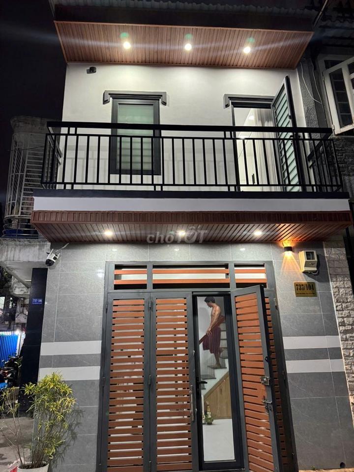 Chính chủ bán nhà riêng tại 737/104 Lạc Long Quân, 3,45 tỷ, 40 m2