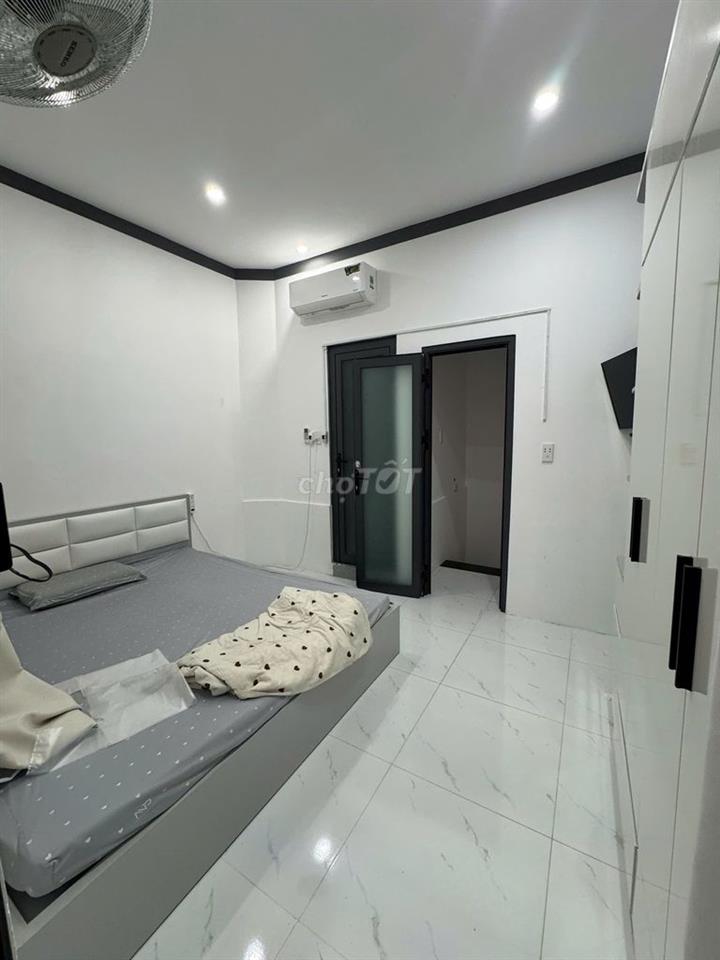 Chính chủ bán nhà riêng tại 737/104 Lạc Long Quân, 3,45 tỷ, 40 m2