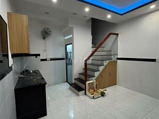 Chính chủ bán nhà riêng tại 737/104 Lạc Long Quân, 3,45 tỷ, 40 m2
