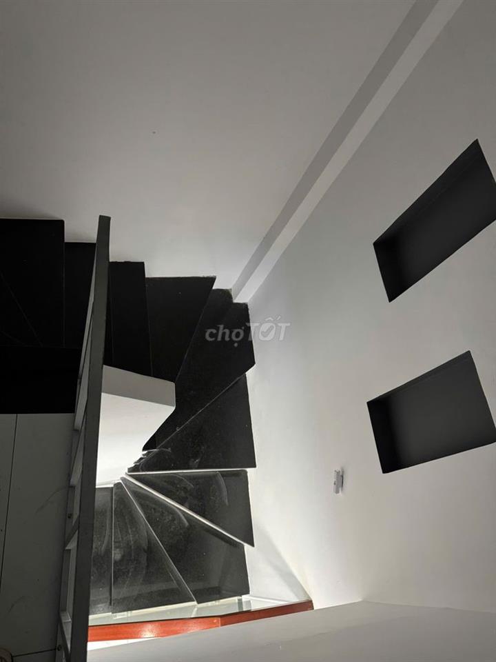 Chính chủ bán nhà riêng tại 737/104 Lạc Long Quân, 3,45 tỷ, 40 m2