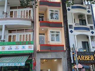 Cho thuê nguyên căn Mặt tiền Hoàng Sa, 40m2 x 4 tầng, lửng
