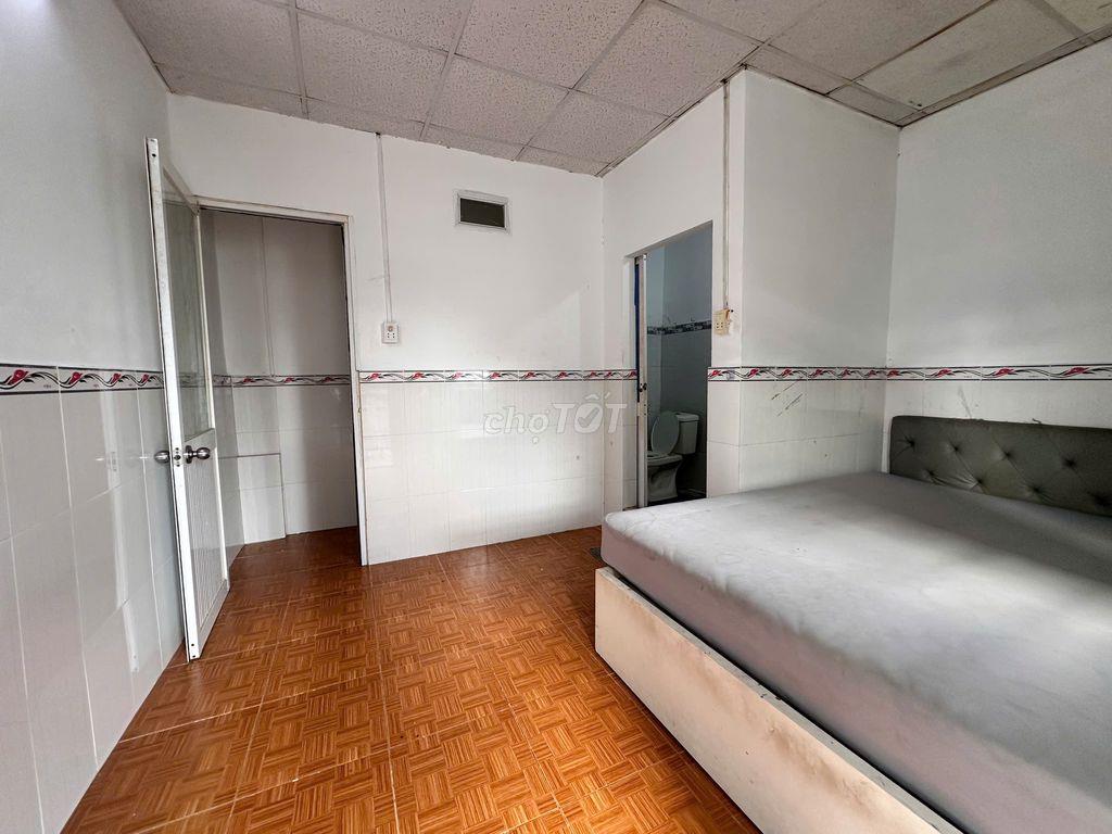 [Nhà NC] Hẻm 3M - Nguyễn Huy Lượng 30m2 1 Trệt 2 Lầu 2 Phòng ngủ