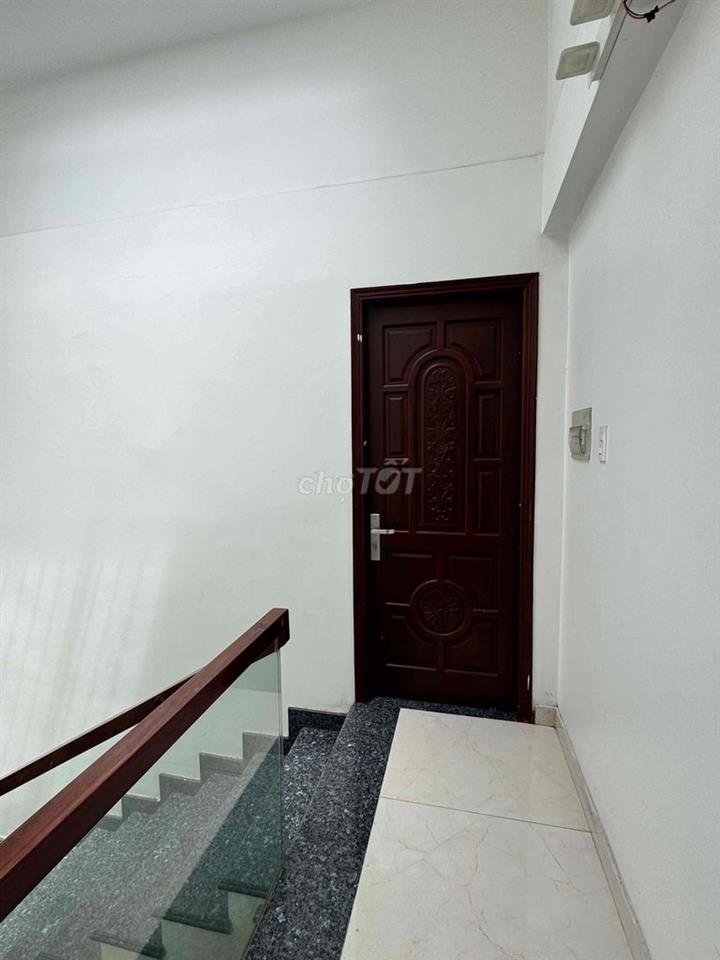 Bán nhà mặt tiền kinh doanh Vip căn góc vườn lài