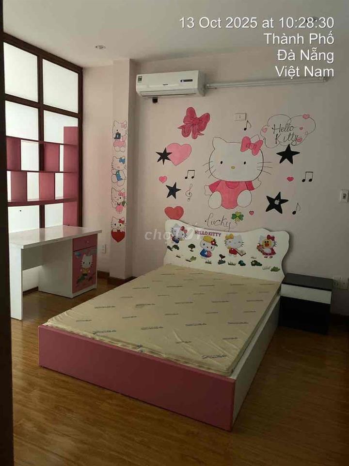 Nhà 3 tầng mặt tiền Phạm Hùng