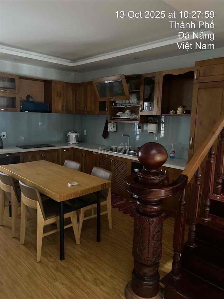 Nhà 3 tầng mặt tiền Phạm Hùng