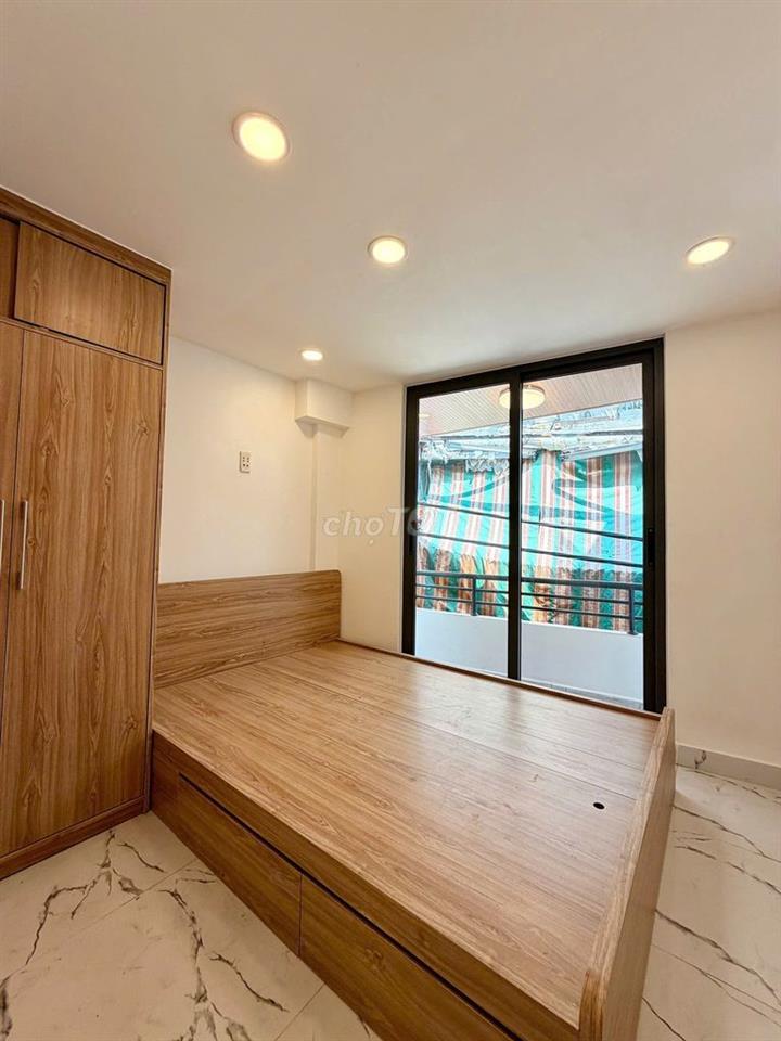 [Nhà NC ] Trần Hưng Đạo - Bùi Viện - 1 Trệt 2 Lầu Sân Thượng 2PN