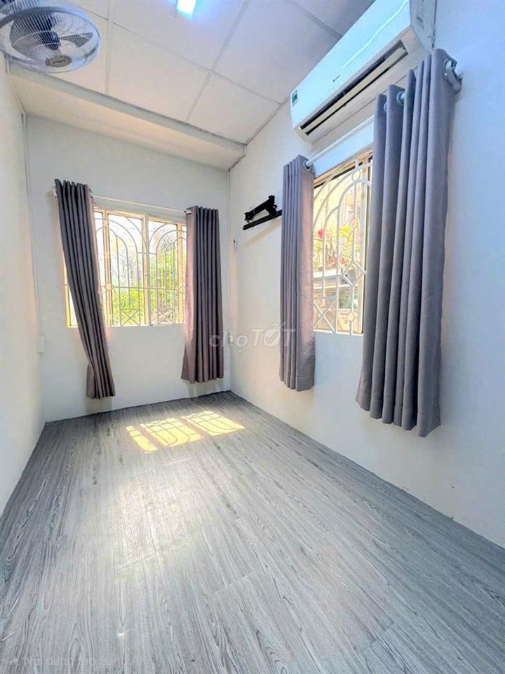 [SHR] Hẻm Xe Hơi 6m - Huỳnh Văn Bánh 1 Trệt 2 Lầu 2 Phòng Ngủ