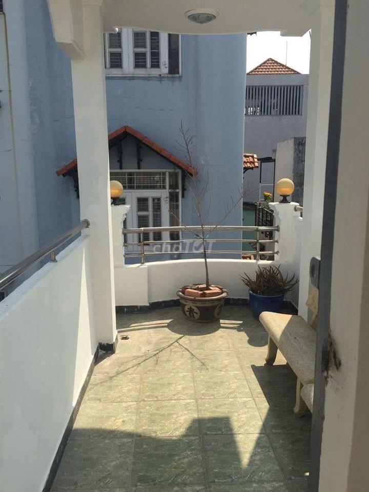 [Nhà NC] Đường An Bình P6 30m2 1 Trệt 2 lầu Sân thượng 3 Phòng Ngủ