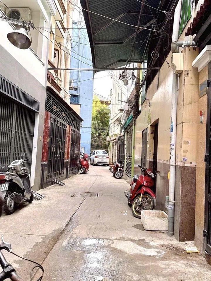 [Quá Rẻ] Nhà NC Lạc Long Quân P8 57m2 1 Trệt 3 Lầu Sân thượng 6PN