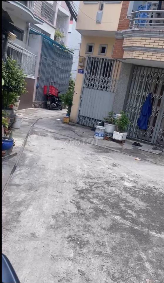 CẦN BÁN NHÀ HẺM