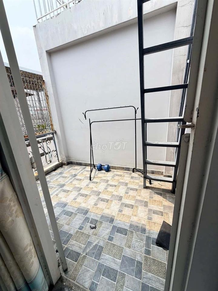 Chính Chủ cho thuê nhà Liên Khu 8-9 - 2PN-3WC