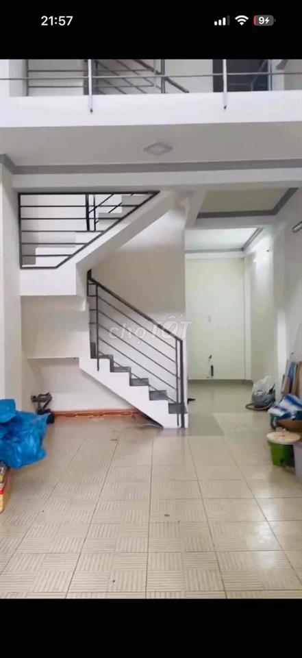CHÍNH CHỦ CHO THUÊ NHÀ NGUYÊN CĂN TÂN PHÚ - CÓ THỂ Ở LIỀN