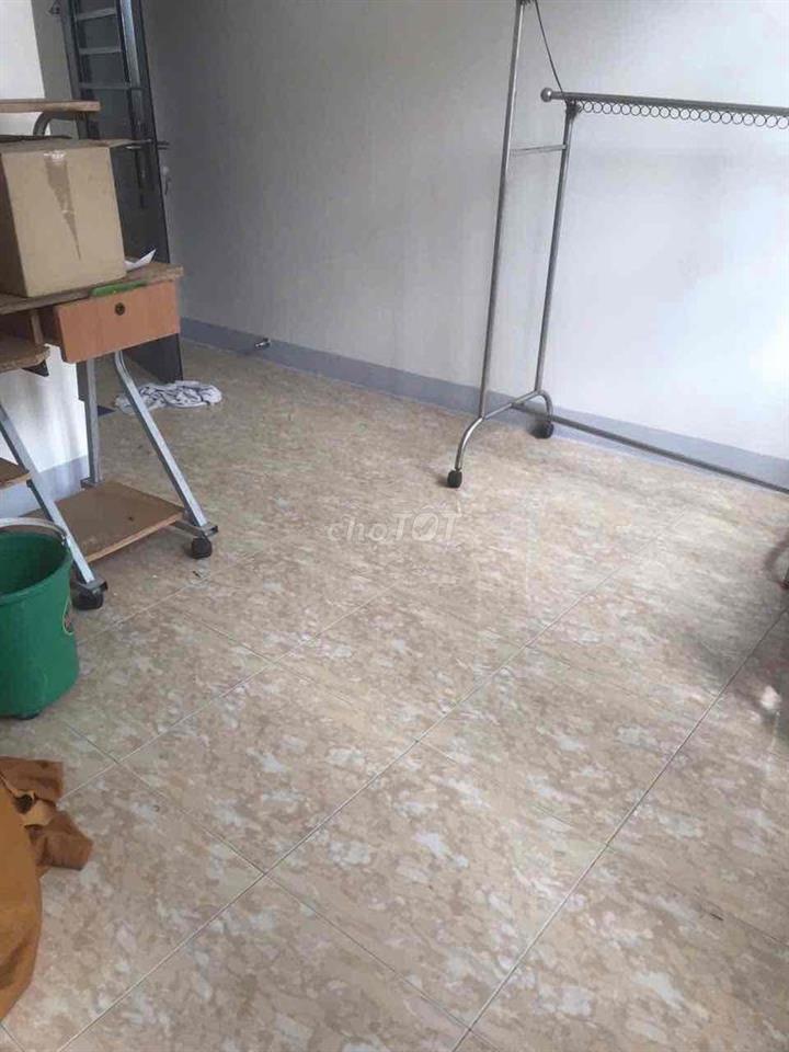 CHÍNH CHỦ CHO THUÊ NHÀ NGUYÊN CĂN TÂN PHÚ - CÓ THỂ Ở LIỀN