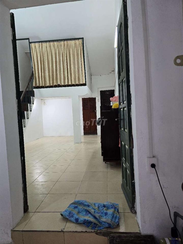 Nhà cấp 4 33m² + gác lửng, gần trường Ngô Quyền – Hồng Mai – 5,5tr