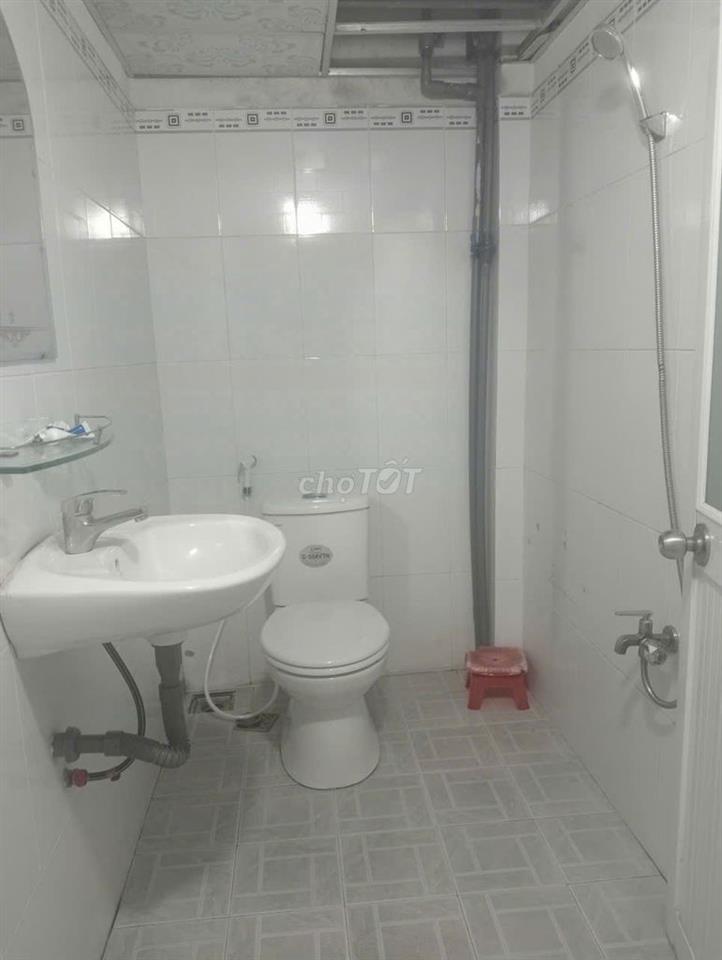 [CHO THUÊ NHÀ NGUYÊN CĂN MẶT TIỀN 200m2 DĨ AN BÌNH DƯƠNG - 12.000.000]