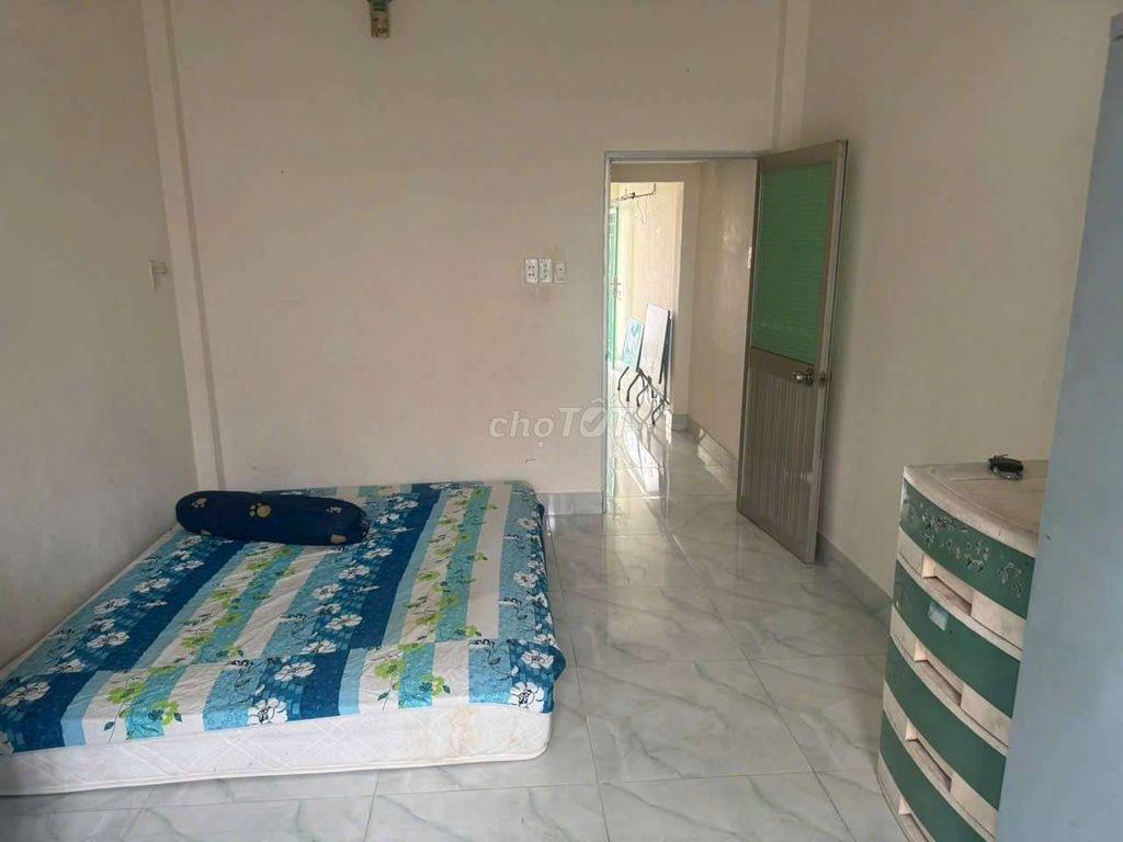 nhà bông * hẻm 2,5m 