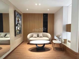 Căn hộ cao cấp - Mặt phố 104 Sơn Tây
