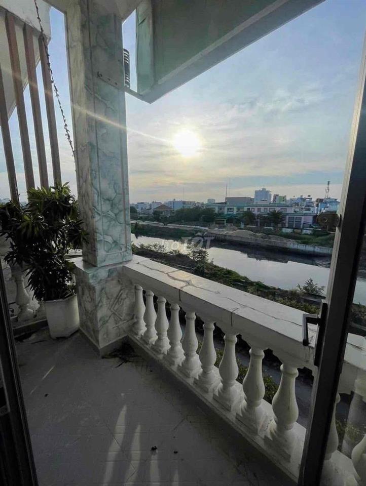 Phòng trọ có ban công thoáng mát giá rẻ khu vực Gò Vấp