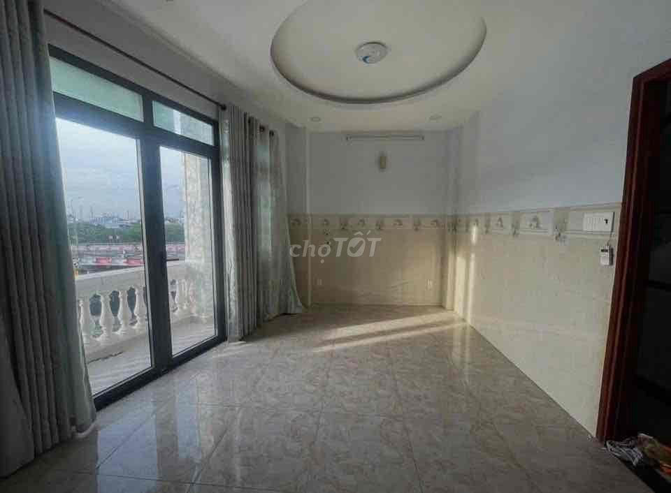 Phòng trọ có ban công thoáng mát giá rẻ khu vực Gò Vấp