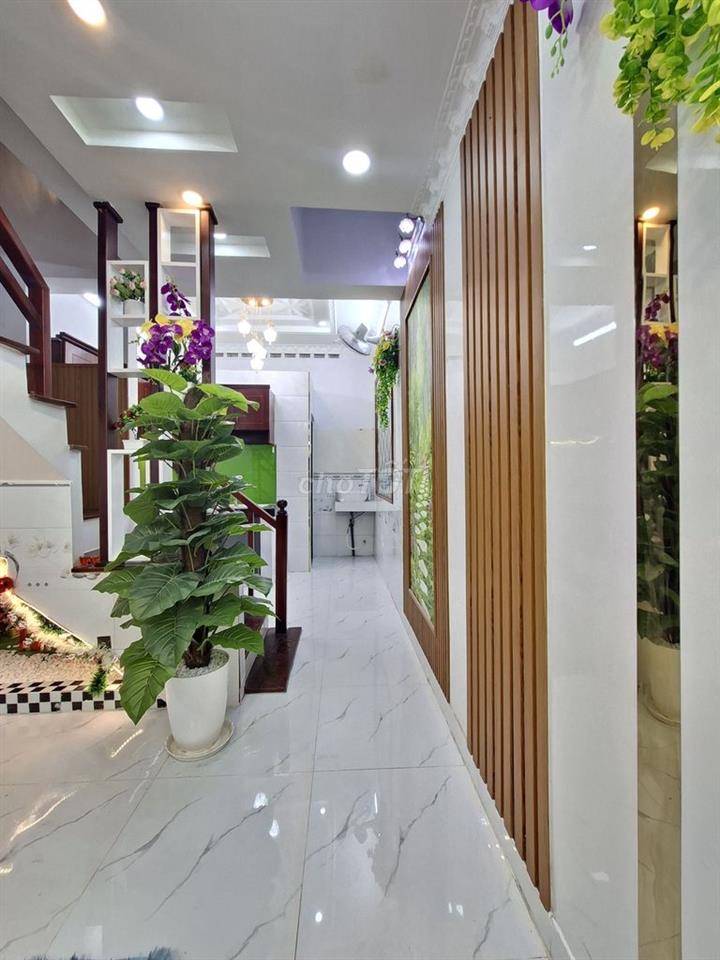 NHÀ NHÀ 4 PN Ở TT NHÀ BÈ. TP HCM