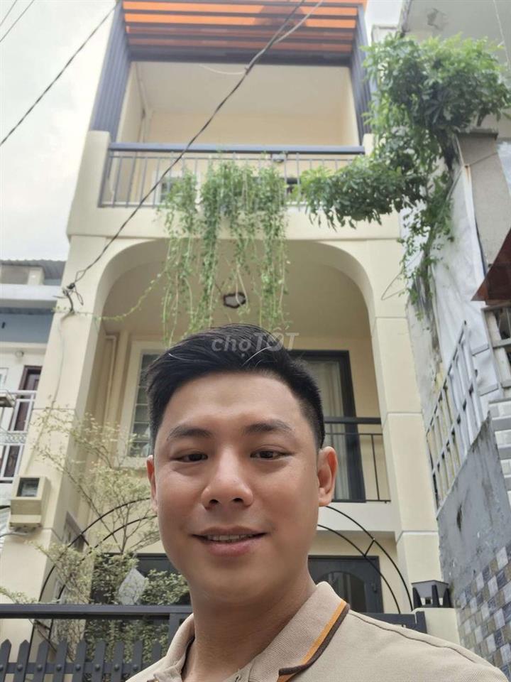Nhà hẻm 4m, sát chợ Nguyễn Đình Chiểu-Phan Xích Long