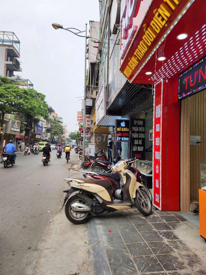 Sang nhượng cửa hàng Mobile nguyên căn mặt phố