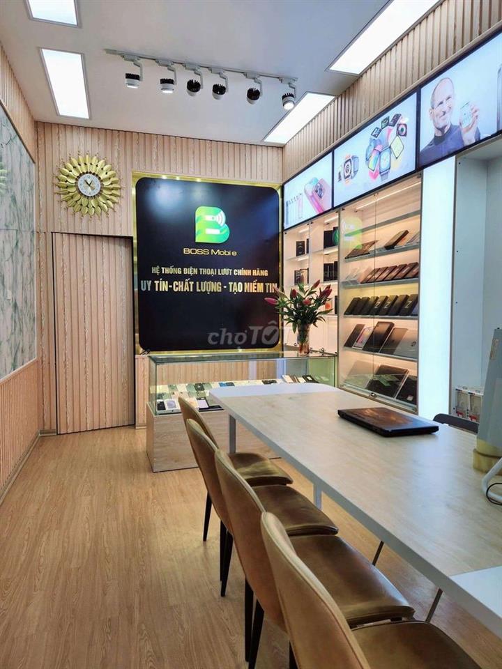 Sang nhượng cửa hàng Mobile nguyên căn mặt phố
