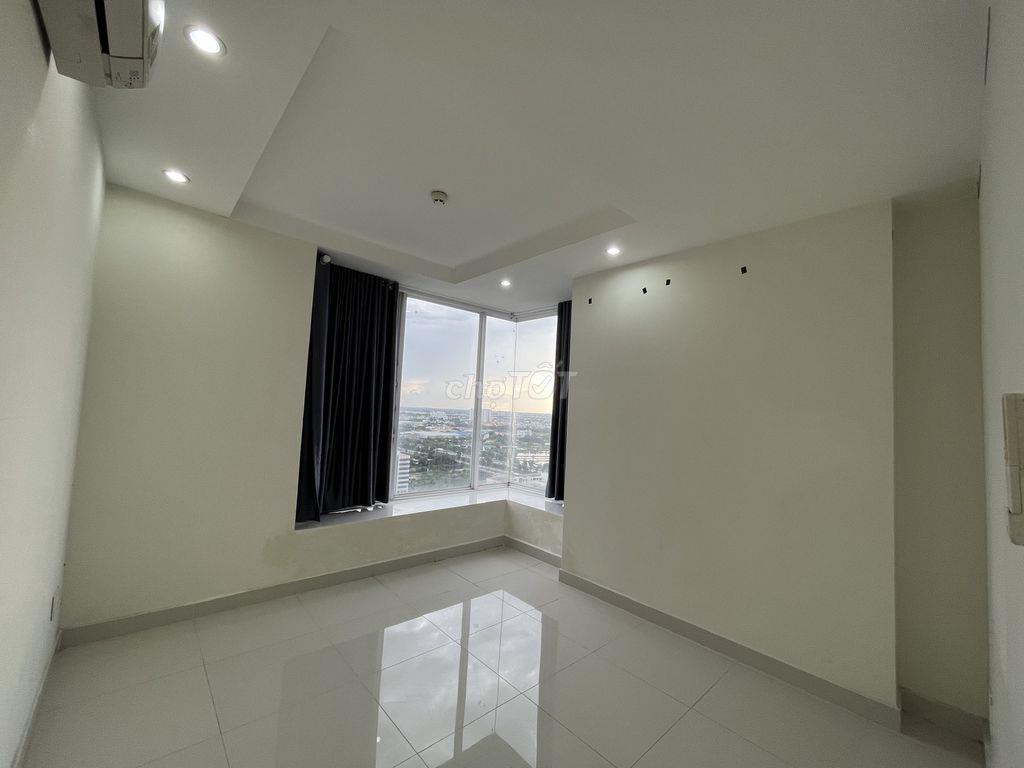 Chính chủ cho thuê căn hộ 138m2 3pn 3wc tầng cao view thoáng giá tốt