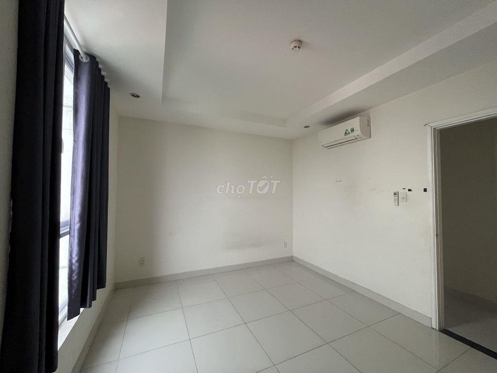 Chính chủ cho thuê căn hộ 138m2 3pn 3wc tầng cao view thoáng giá tốt