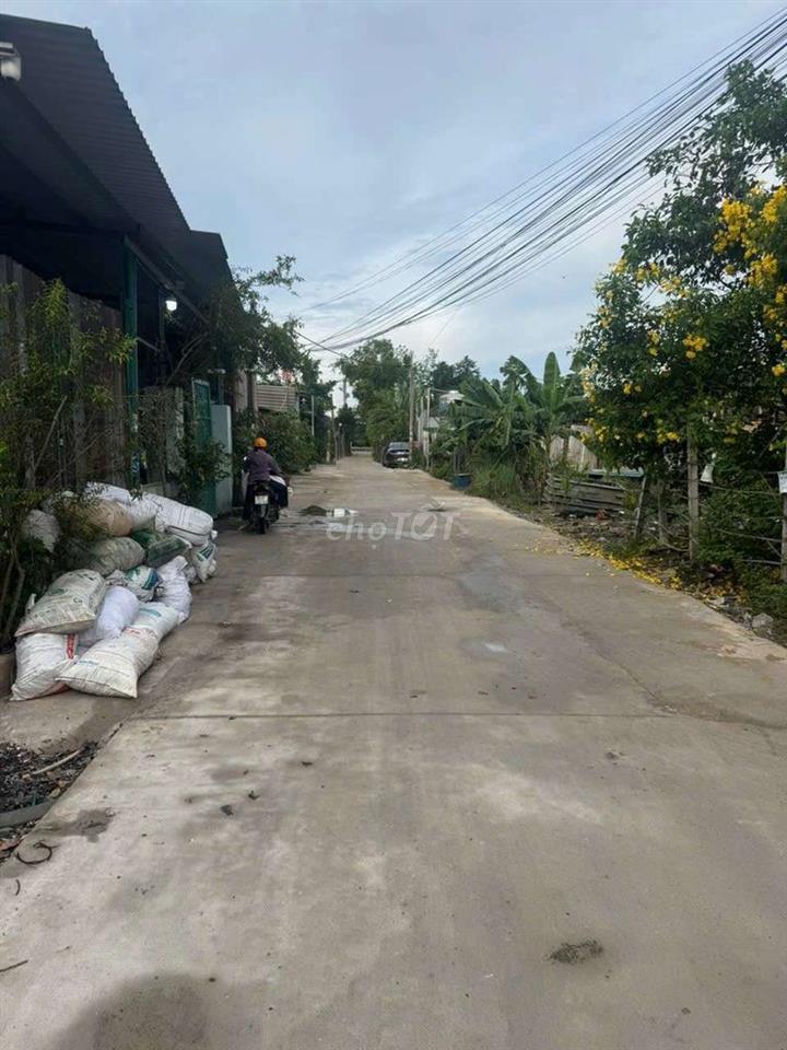 Đất đương KÊNH TRUNG ƯƠNG