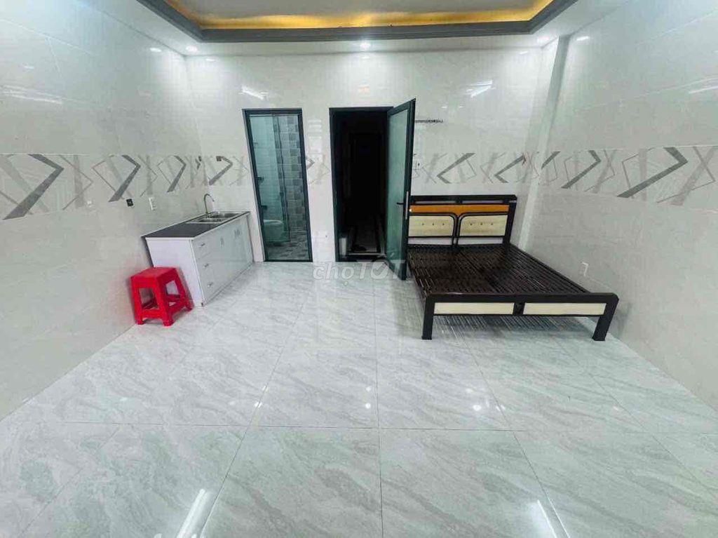 Cho Thuê Phòng có Ban Công rộng 40m2
