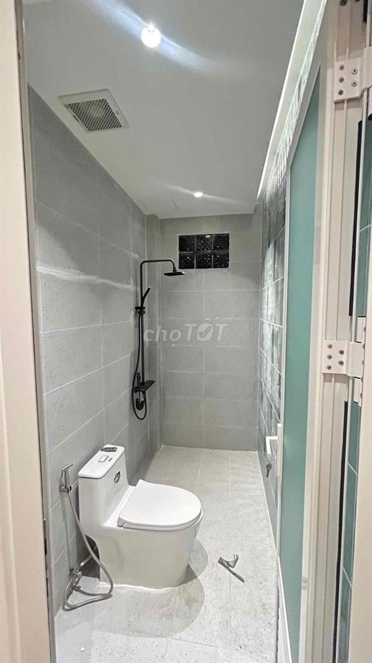 Nhà mới Lê Văn Quới, cao cấp